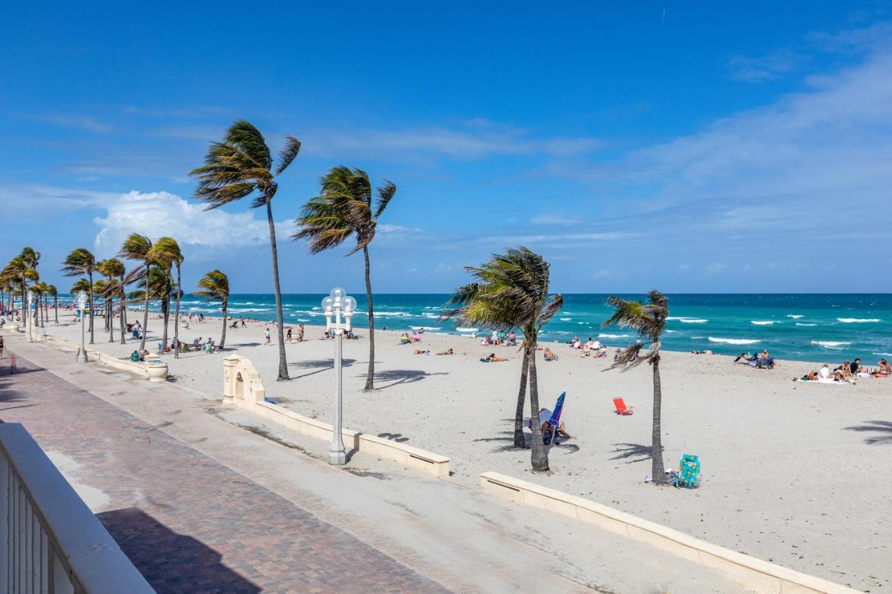 Paradise Oceanfront By Hbh Hollywood Exteriör bild